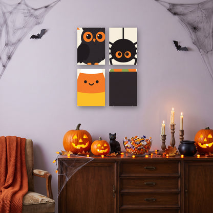 Coffret 4 mini-toiles Orange et Noir accrochées dans un salon décoré pour Halloween — Maison Artsen