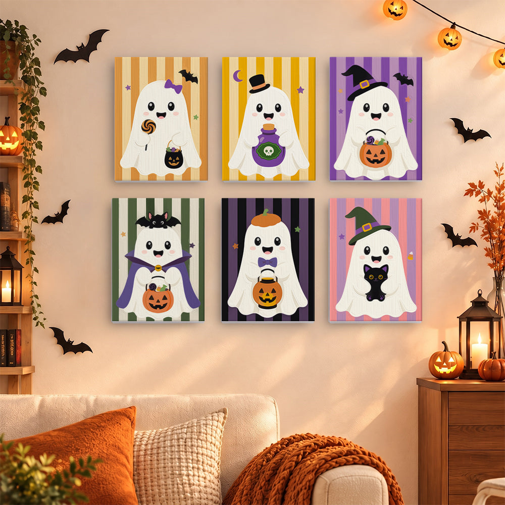 Coffret 6 mini-toiles Fantômes Rayés accrochées dans un salon décoré pour Halloween, Maison Artsen