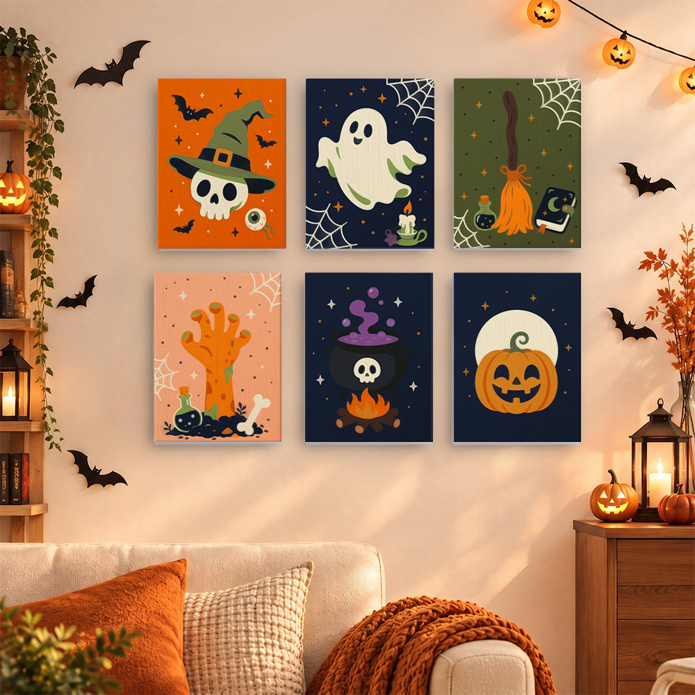 Coffret 6 mini-toiles Reliques de Sorcière accrochées dans un salon décoré pour Halloween, Maison Artsen