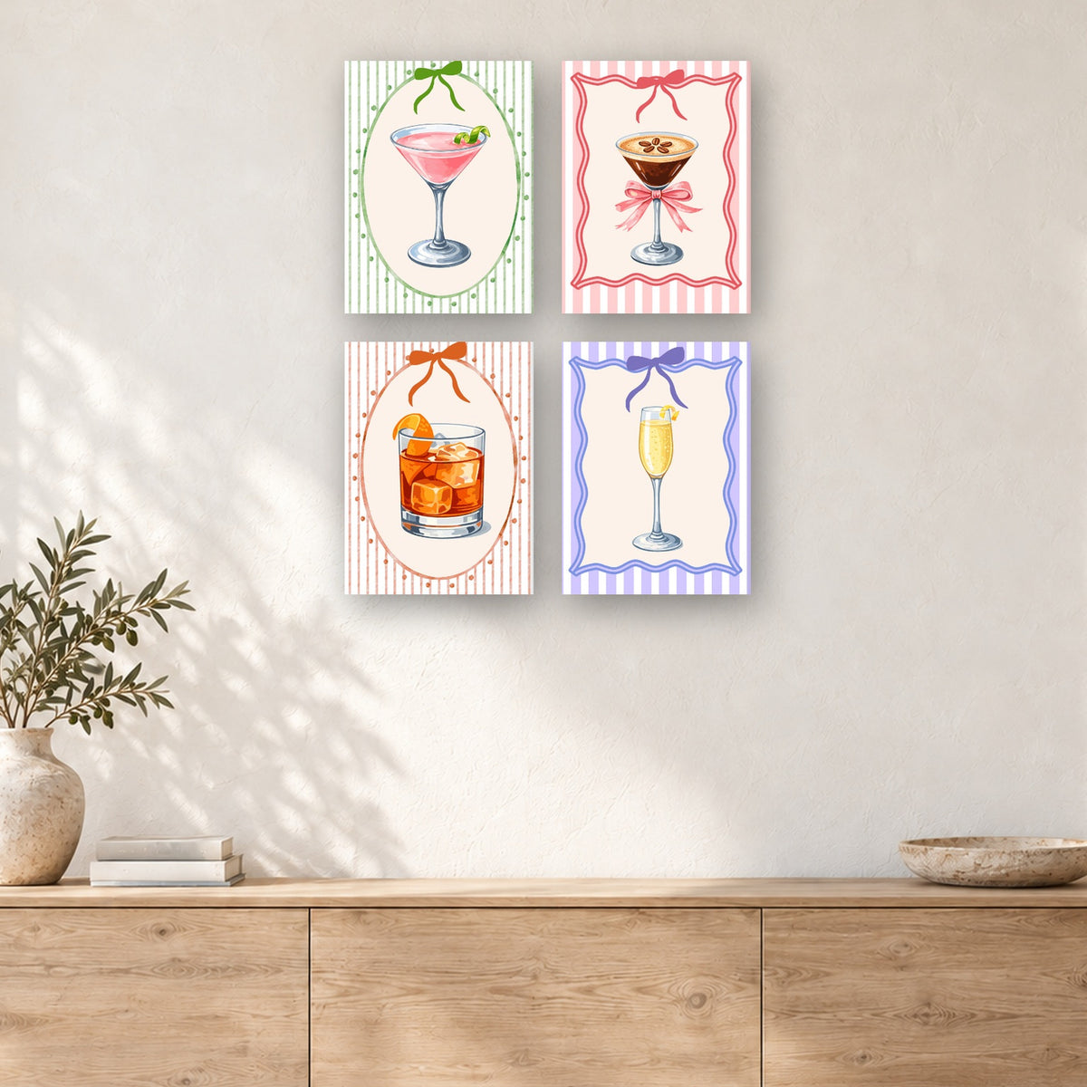 Coffret de 4 peintures par numéro Cocktails à Rubans, mini-toiles présentées au mur, Maison Artsen