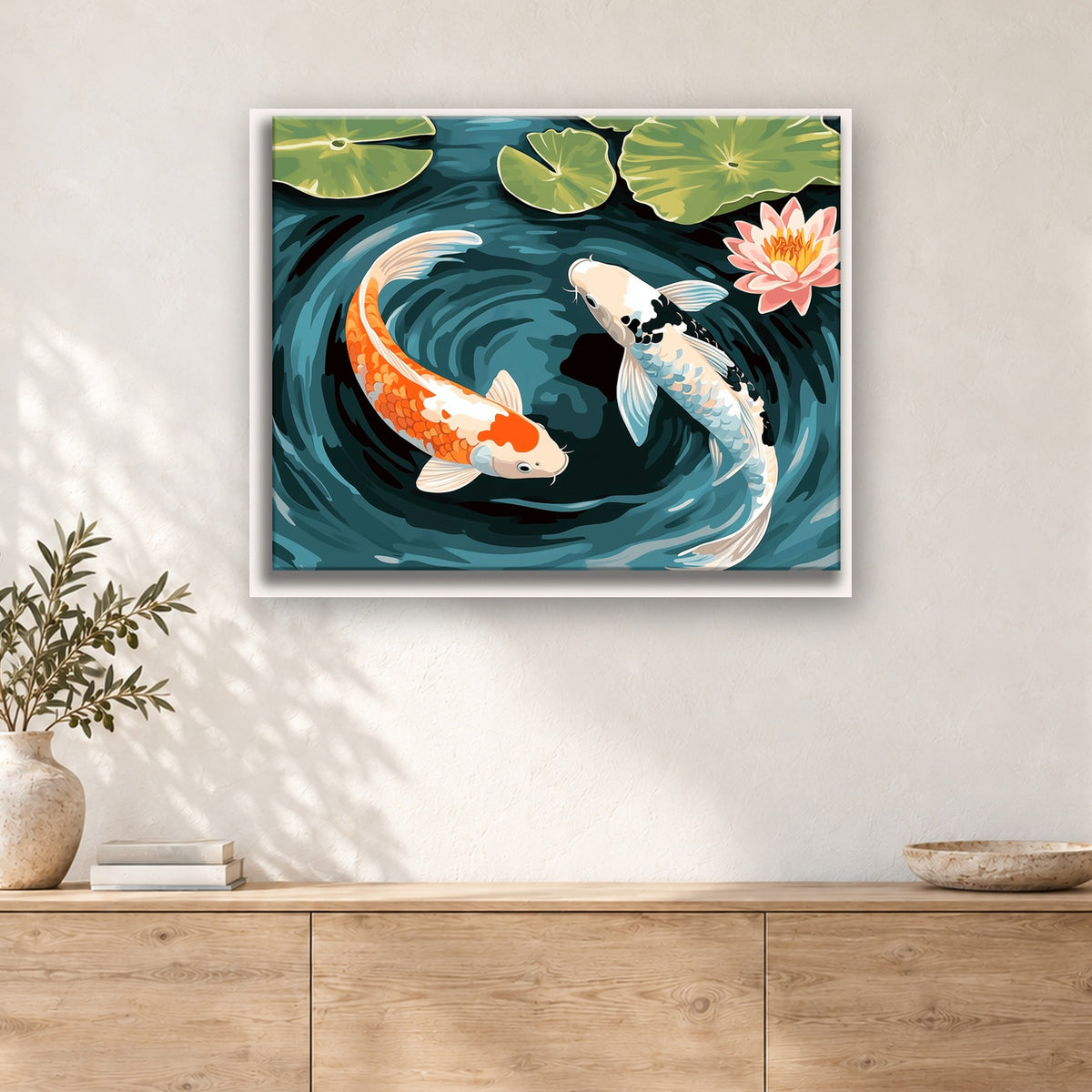 Tableau peinture par numéro Carpes en Yin et Yang accroché dans un intérieur décoré, Maison Artsen