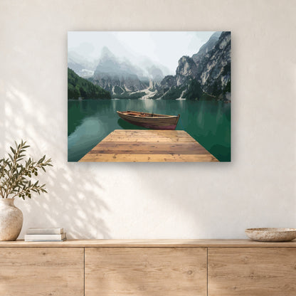 Tableau peinture par numéro Barque sur le Lac Brumeux accroché dans un intérieur décoré, Maison Artsen