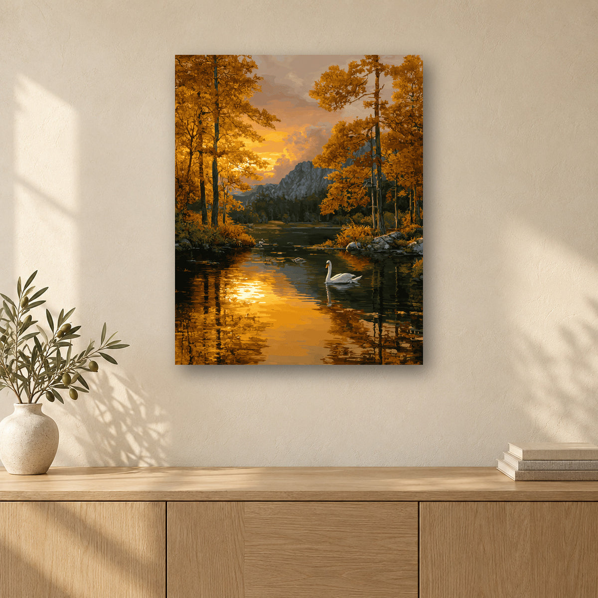 Tableau peinture par numéro Cygne sur la Rivière Dorée accroché dans un intérieur décoré, Maison Artsen