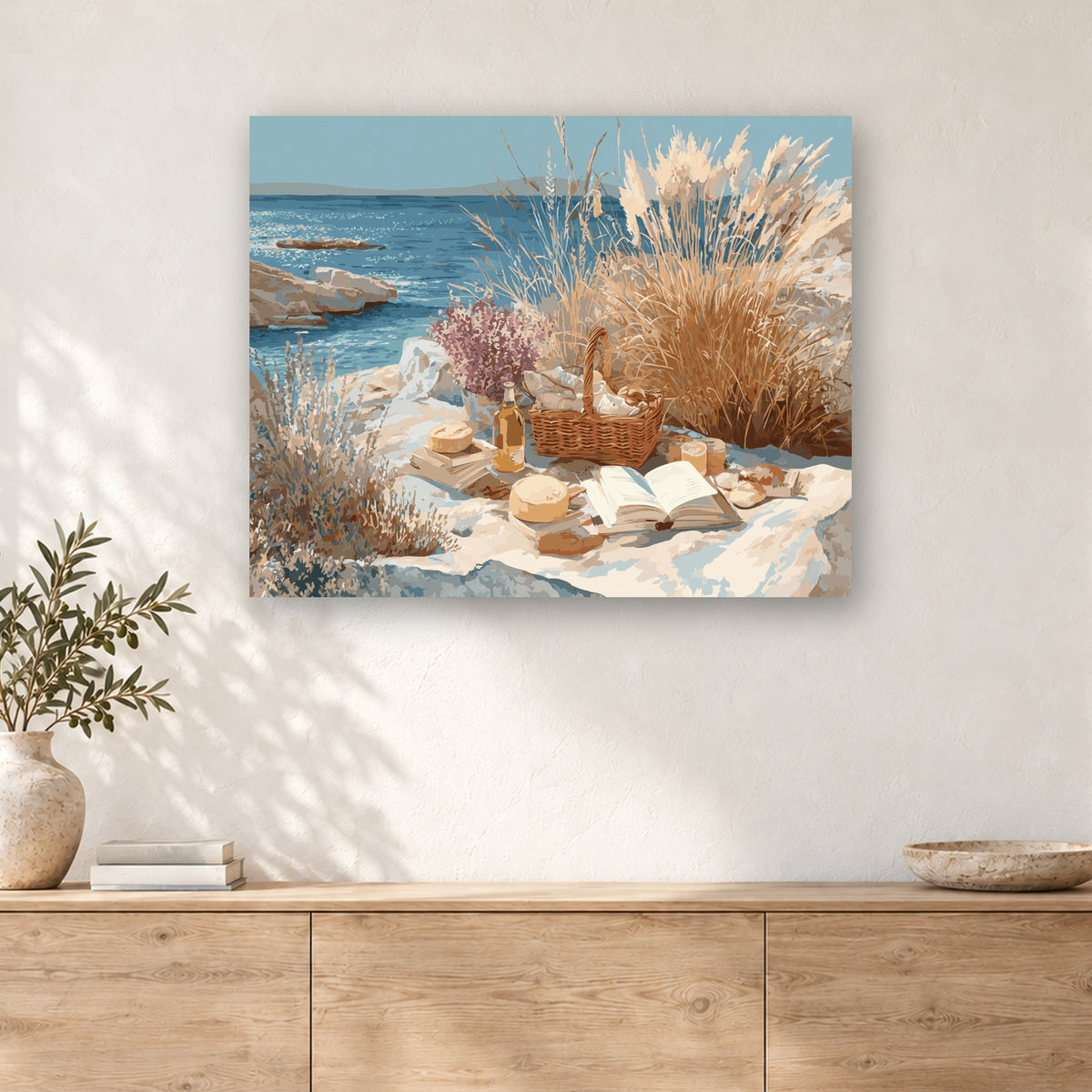 Tableau peinture par numéro Pique-nique Face à la Mer accroché dans un intérieur décoré, Maison Artsen