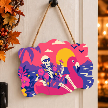 Pancarte Squelette au Soleil peinte et accrochée à une porte d'entrée décorée pour Halloween — Maison Artsen