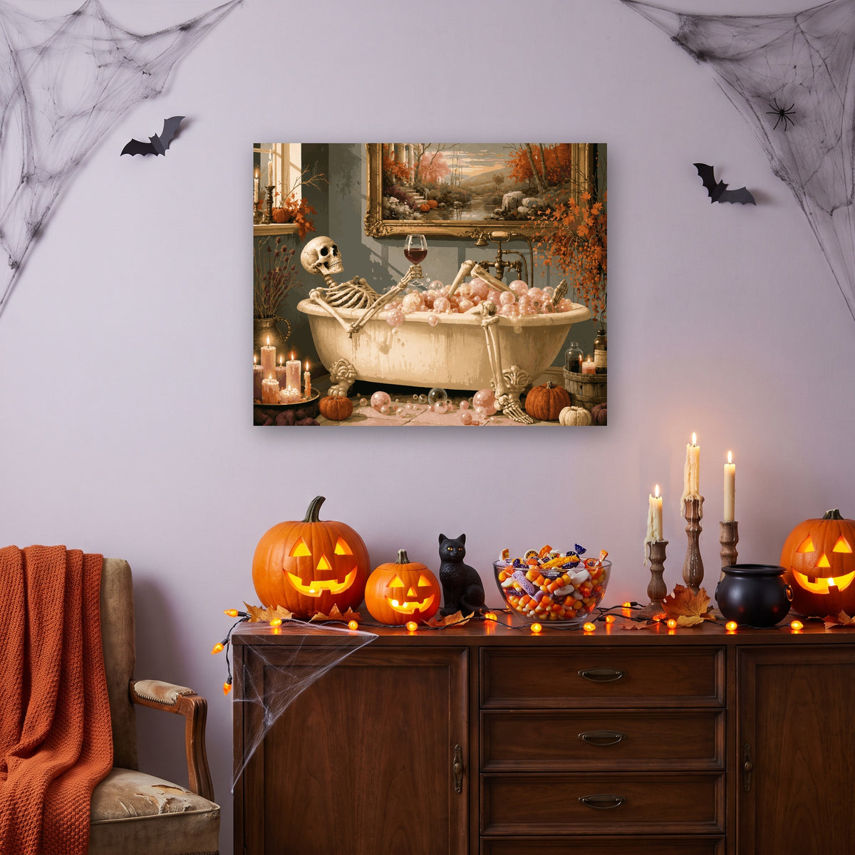 Tableau peinture par numéro Bain du Squelette accroché dans un salon décoré pour Halloween — Maison Artsen