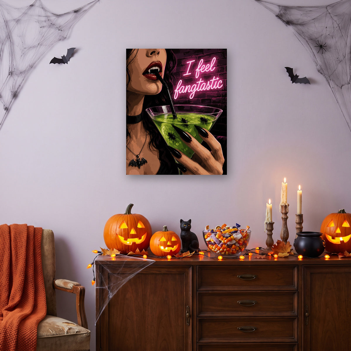 Tableau peinture par numéro Cocktail du Vampire accroché dans un salon décoré pour Halloween — Maison Artsen